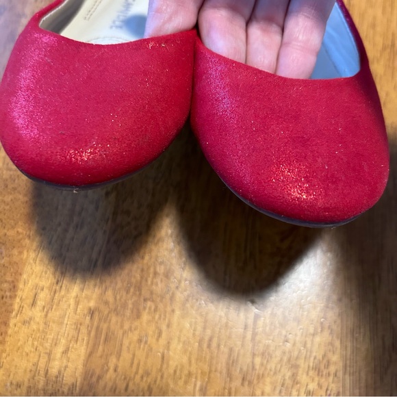 Bella Marie “Dana” Red Shimmer Ballet Flats | Size 3 - Picture 10 of 17